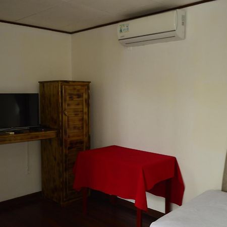 Hotel Sierpe River- Oleaje Sereno Bagian luar foto