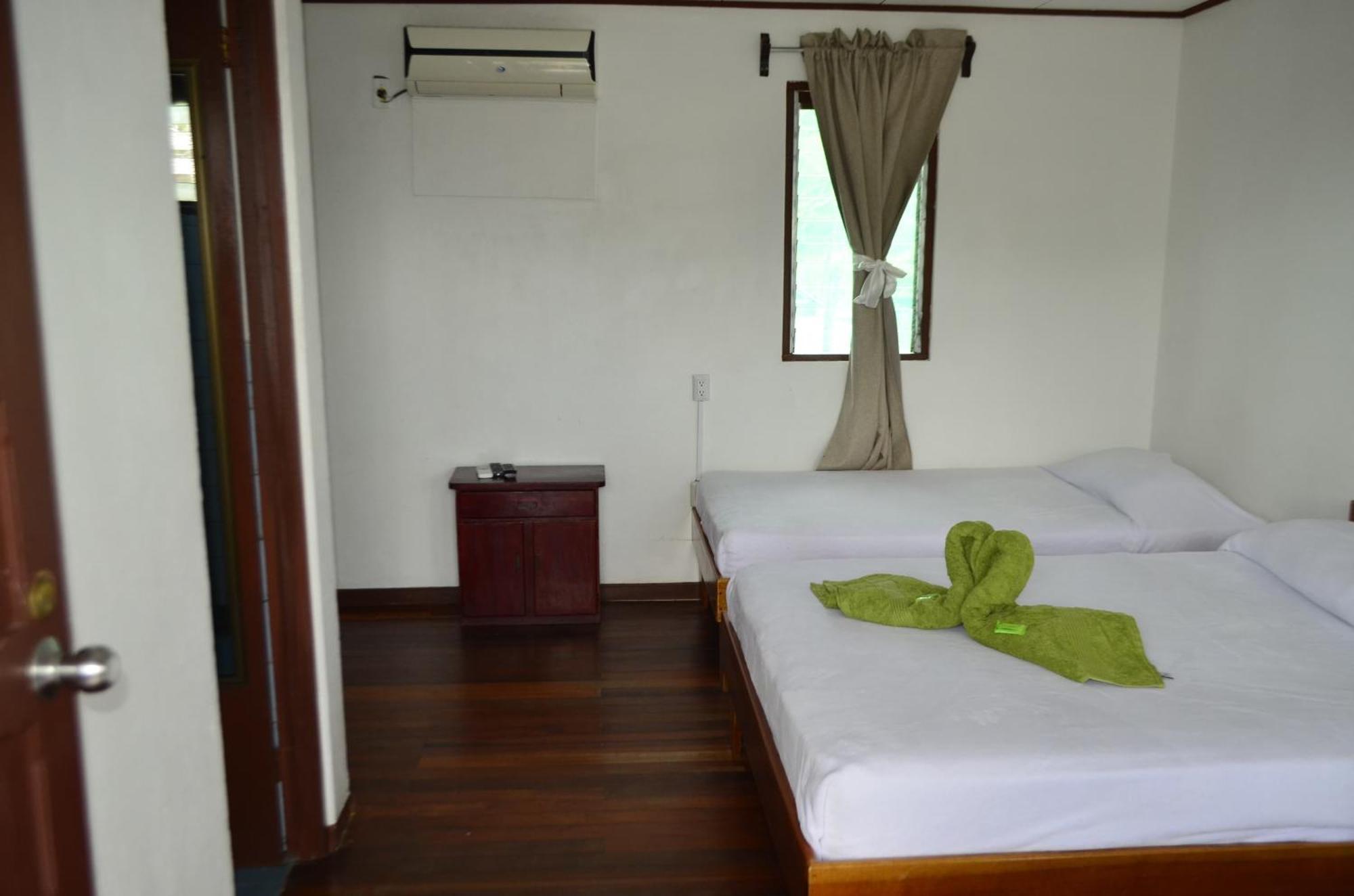 Hotel Sierpe River- Oleaje Sereno Bagian luar foto
