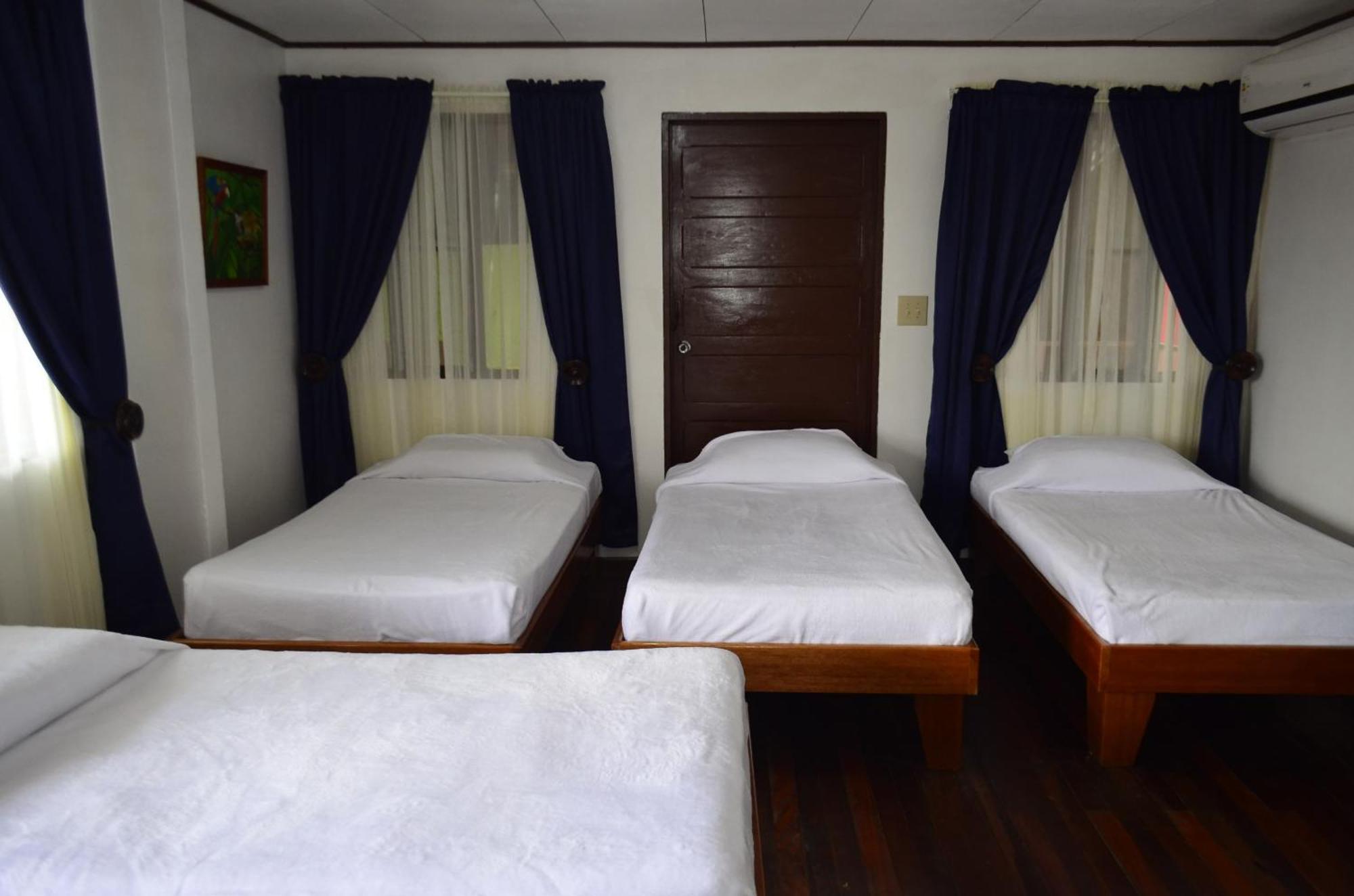 Hotel Sierpe River- Oleaje Sereno Bagian luar foto